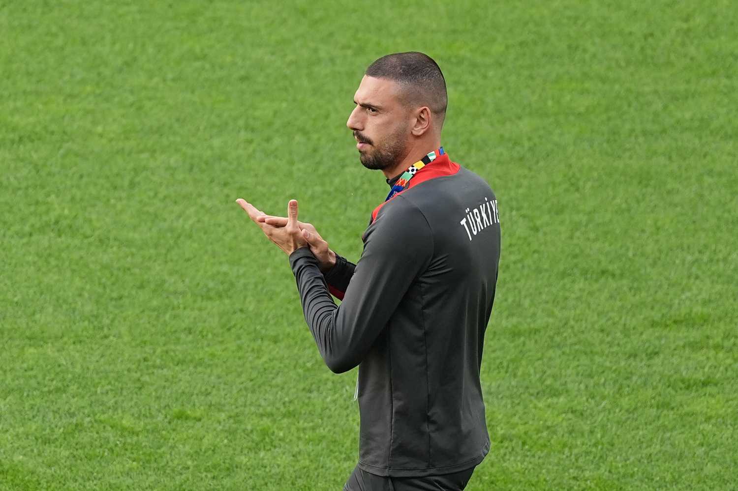 Fenerbahçe’de Merih Demiral sesleri yükseldi!