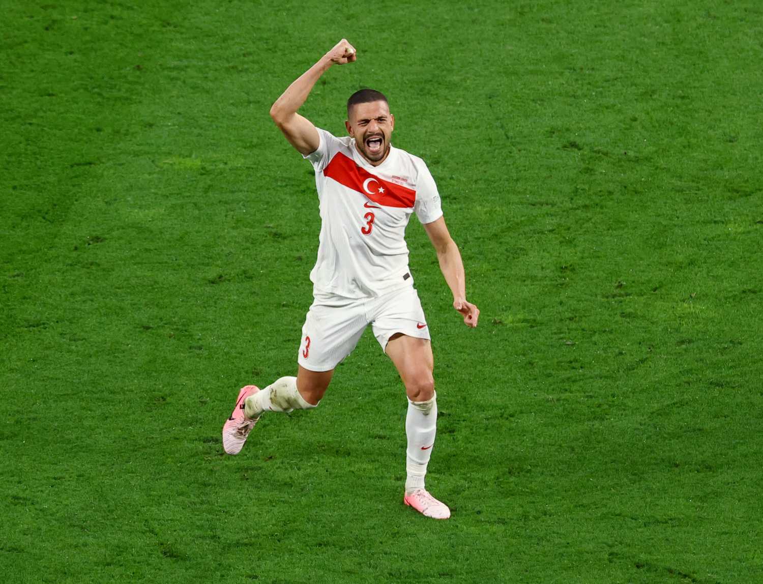 Fenerbahçe’de Merih Demiral sesleri yükseldi!