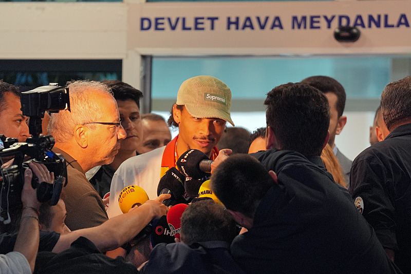GALATASARAY TRANSFER HABERİ - Leroy Sane transferini dünya basınında büyük yankı uyandırdı! İşte o manşetler