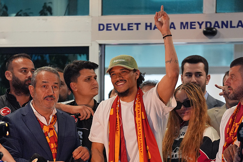 GALATASARAY TRANSFER HABERİ - Leroy Sane transferini dünya basınında büyük yankı uyandırdı! İşte o manşetler