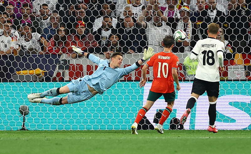 TRANSFER HABERİ: Galatasaray’dan Ter Stegen’i bitiriyor! Menajeriyle görüşüldü