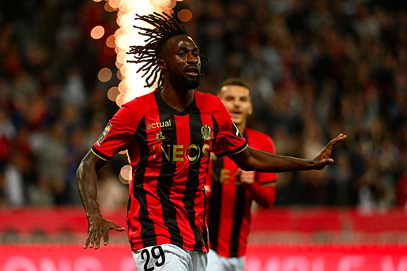 Fenerbahçe Guessand transferi için rekor kıracak!