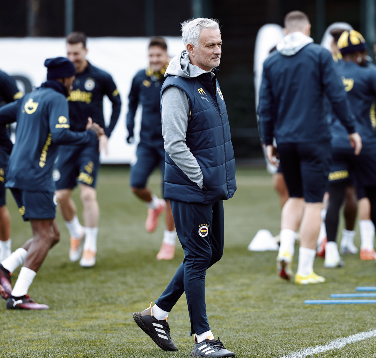 TRANSFER HABERİ: Fenerbahçe’de dev operasyon! 10 futbolcunun bileti kesildi