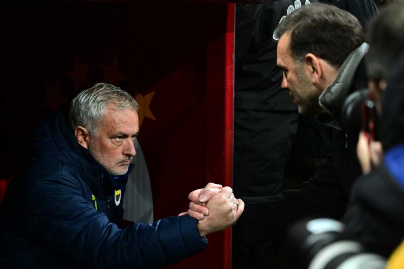 TRANSFER HABERİ: Fenerbahçe ve Galatasaray’ın transfer yarışı!