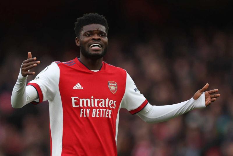 Milan da peşinde! Fenerbahçe Arsenal’ın yıldızını bitiriyor