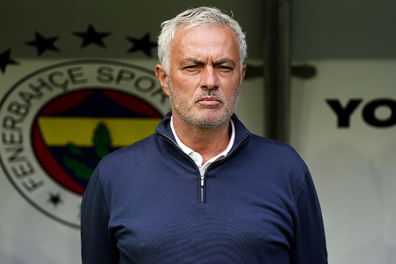 Mame Thiam Fenerbahçe’nin transferini açıkladı!