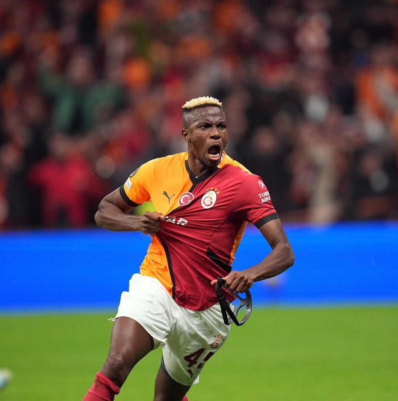 Osimhen’den Galatasaraylıları coşturacak mesaj! Transfer sinyalini verdi