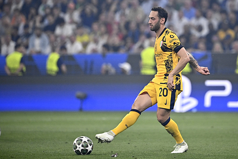 Chivu’dan flaş Hakan Çalhanoğlu açıklaması!