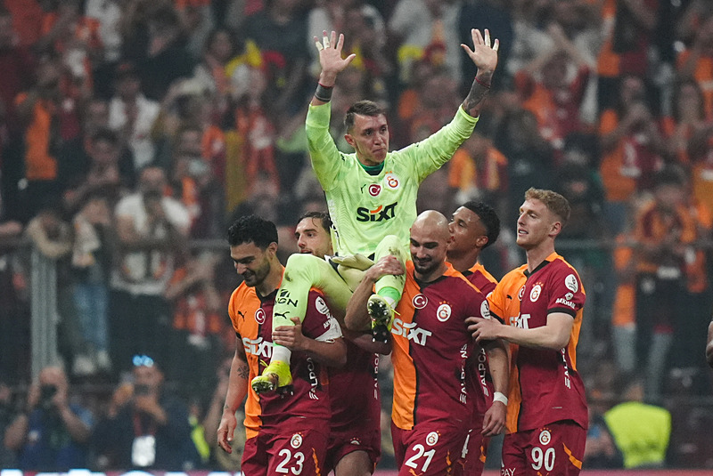 TRANSFER HABERİ | Galatasaray’dan sürpriz kaleci hamlesi! Küme düşen takım...