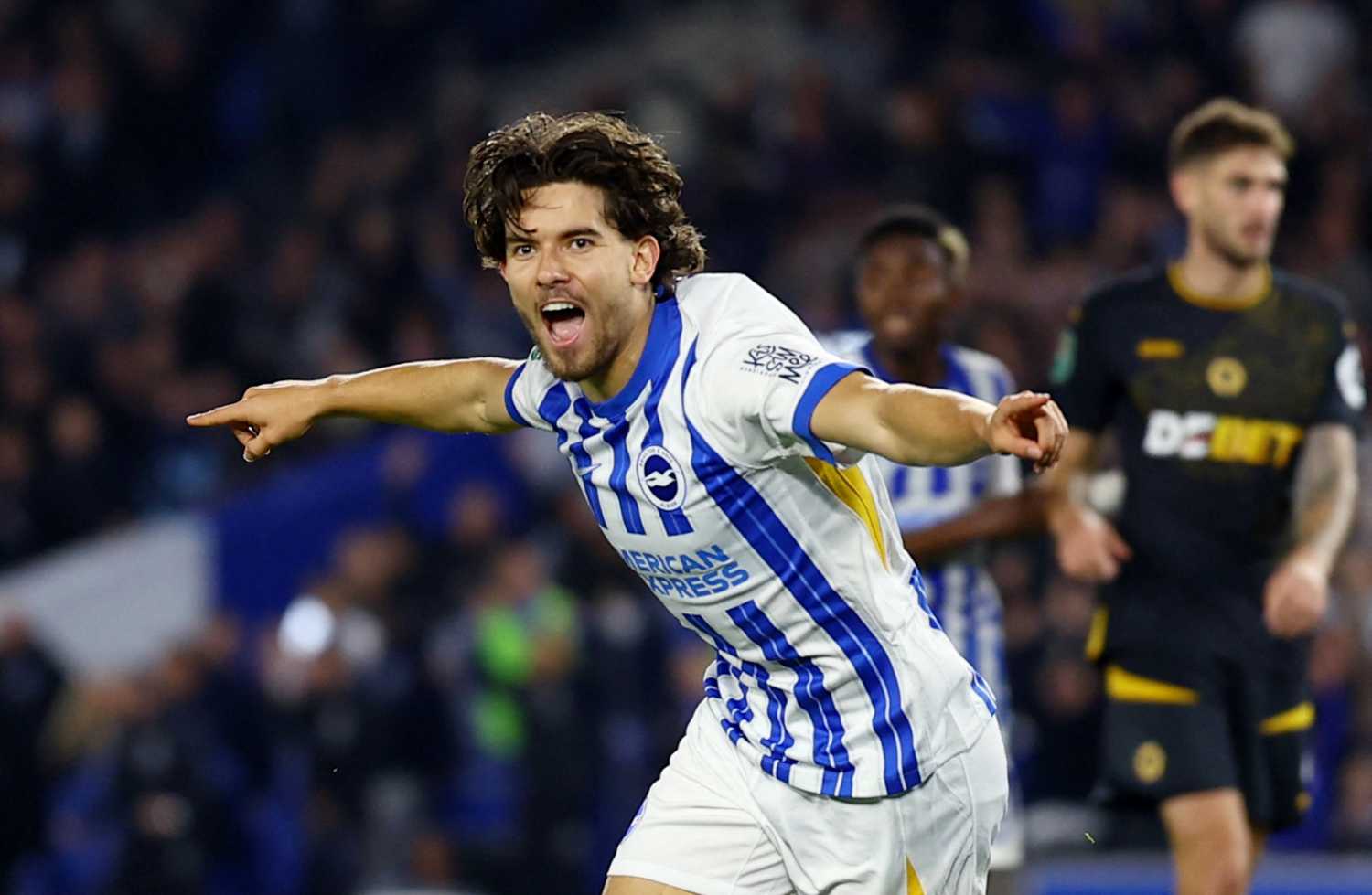 TRANSFER HABERİ | Ferdi Kadıoğlu kapışması! Fenerbahçe ve Galatasaray...