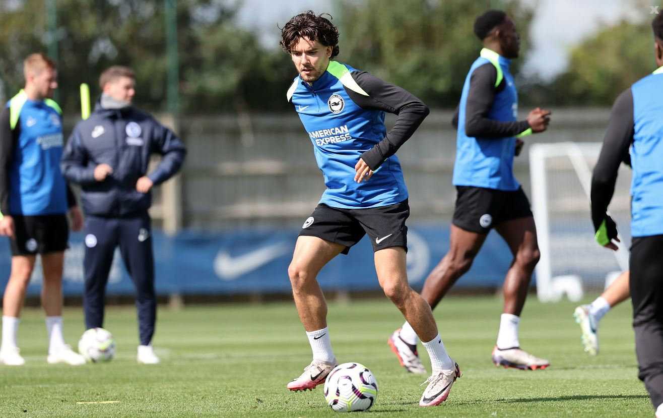 TRANSFER HABERİ | Ferdi Kadıoğlu kapışması! Fenerbahçe ve Galatasaray...