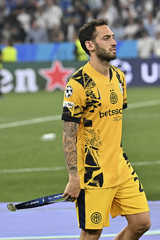 TRANSFER HABERİ: Galatasaray’da Hakan Çalhanoğlu müzakereleri başlıyor! İşte tarih...