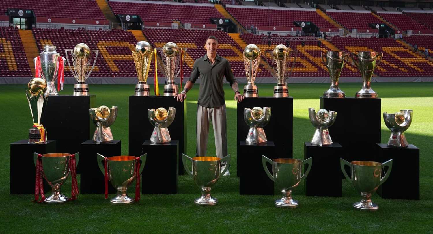 TRANSFER HABERİ | Galatasaray’da olay gelişme! Ayrılığı menajeri duyurdu