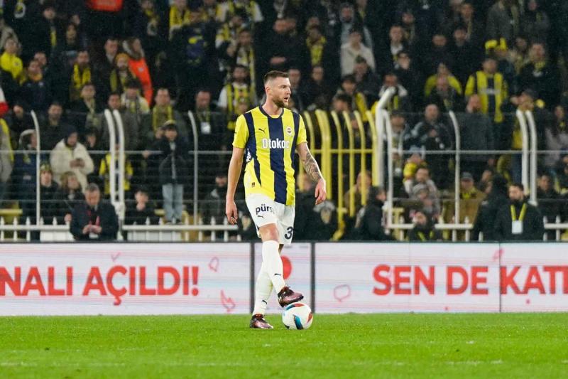 Fenerbahçe’den bir flaş transfer daha! Sözleşme imzalanacak