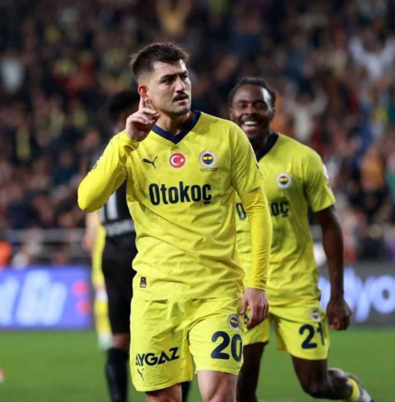 TRANSFER HABERİ: Fenerbahçe’de flaş Cengiz gelişmesi! Eski takımı...