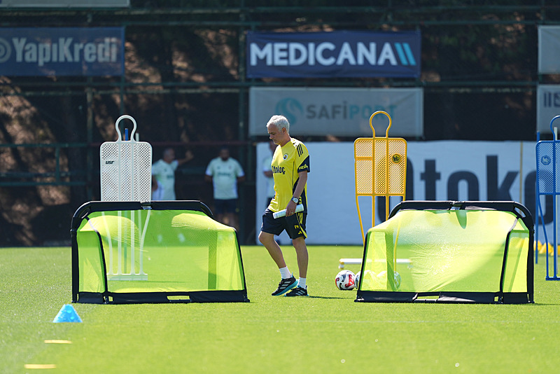 TRANSFER HABERLERİ | Fenerbahçe’ye bir golcü daha!