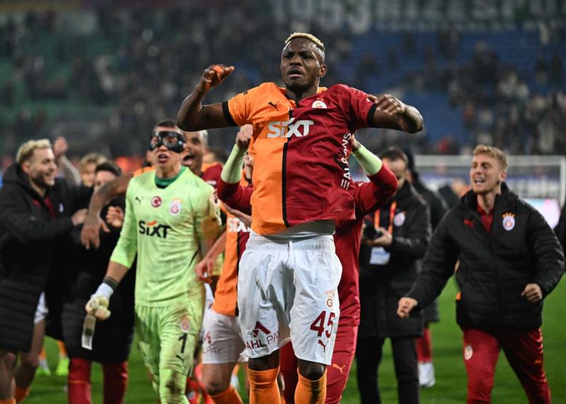TRANSFER HABERİ: Galatasaray taraftarlarını heyecanlandıran Osimhen gelişmesi!