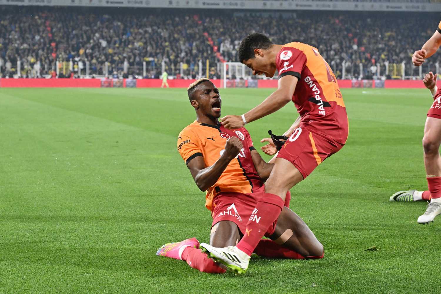 TRANSFER HABERLERİ | Galatasaray’da Victor Osimhen ısrarı!