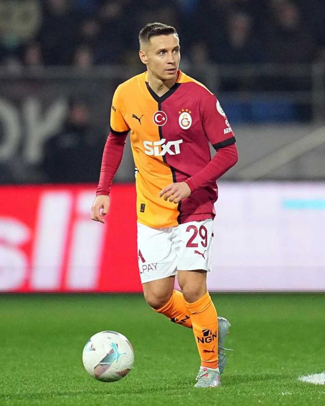 TRANSFER HABERİ: Galatasaray’da sürpriz veda! Geldiği gibi gidiyor