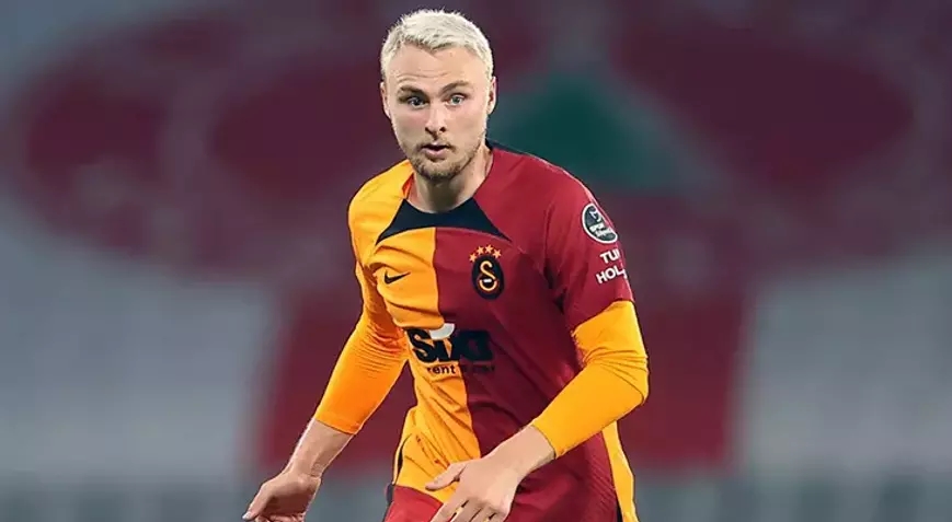 Galatasaray’da Nelsson krizi! Şapka detayı...