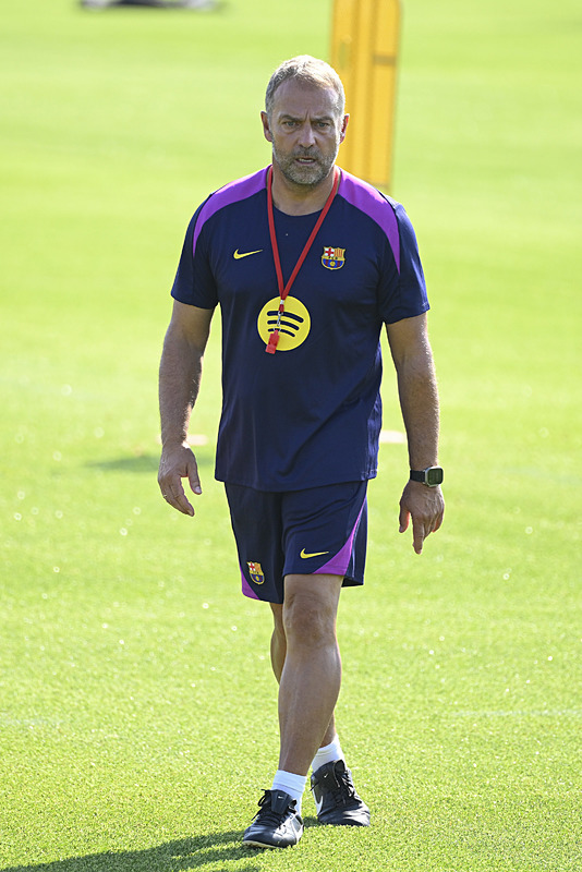 TRANSFER HABERİ: Fenerbahçe’ye transferde kötü haber! Barcelona’ya gidiyor!