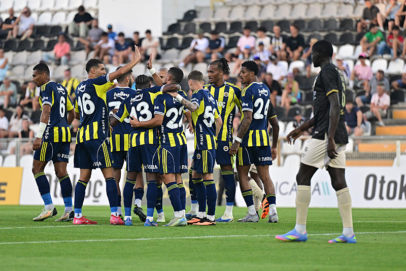 TRANSFER HABERİ: Fenerbahçe’de 2 isme yol gözüktü!