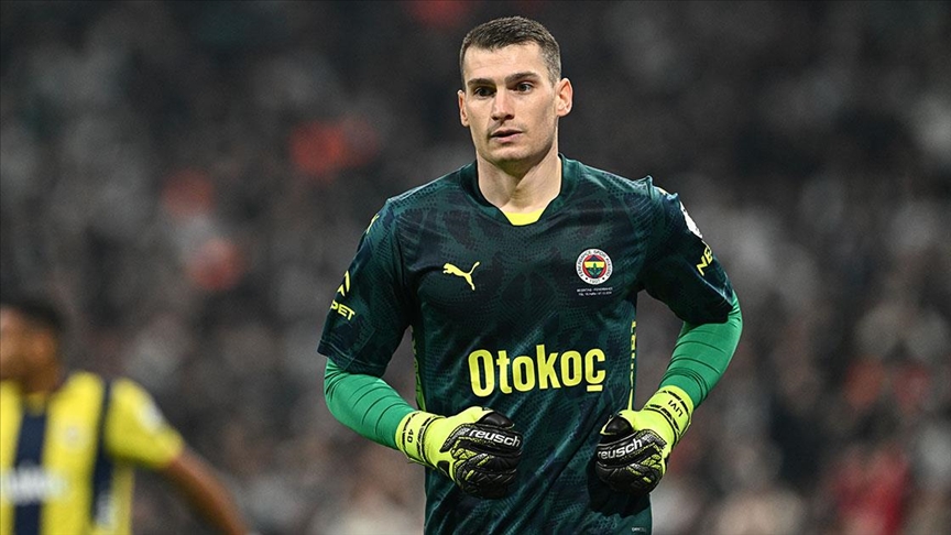 TRANSFER HABERİ: Fenerbahçe’de 2 isme yol gözüktü!