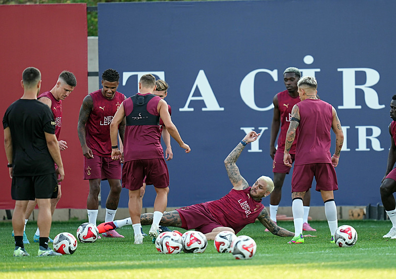TRANSFER HABERİ: Galatasaray’da ayrılık! Beklentileri karşılayamamıştı