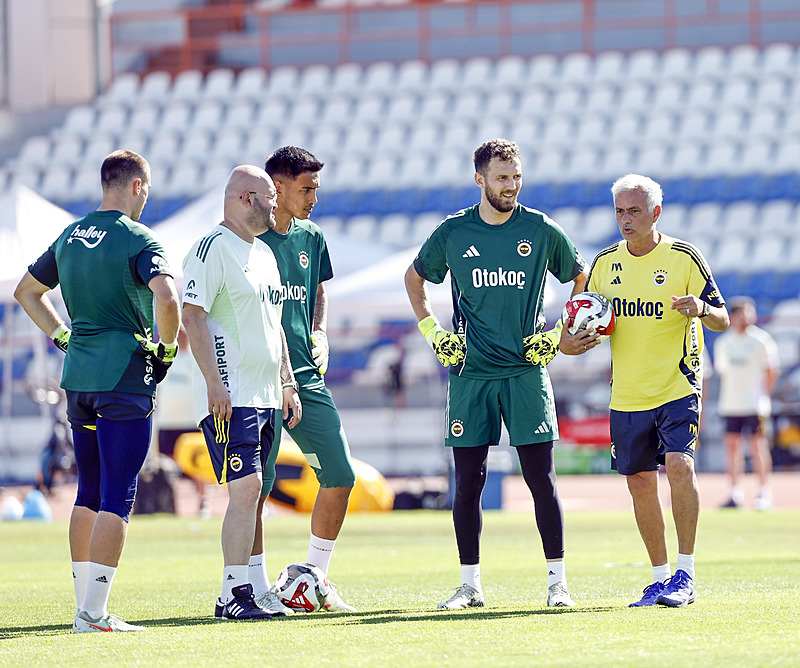 TRANSFER HABERİ: Fenerbahçe’ye sürpriz transfer! Rusya’dan gelecek