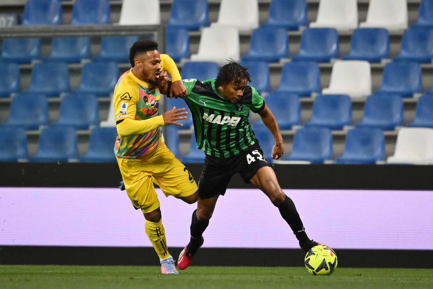 TRANSFER HABERİ | Fenerbahçe’den Armand Lauriente’ye transfer teklifi!
