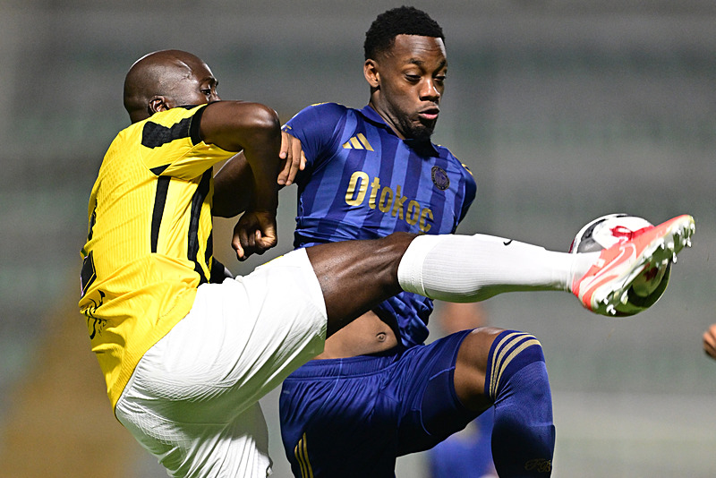 Fenerbahçe’nin yeni transferi Jhon Duran’dan Osimhen için gündem olan sözler!