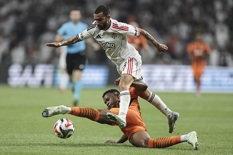Beşiktaş-Shakhtar Donetsk maçı sonrası sert eleştiri!