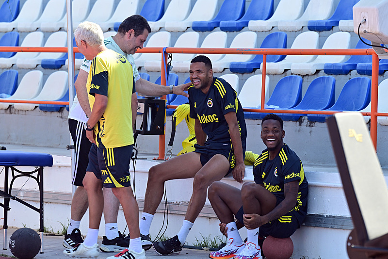 Fenerbahçe’ye İsveç’ten sürpriz sol kanat! Süper Lig ekibi devrede