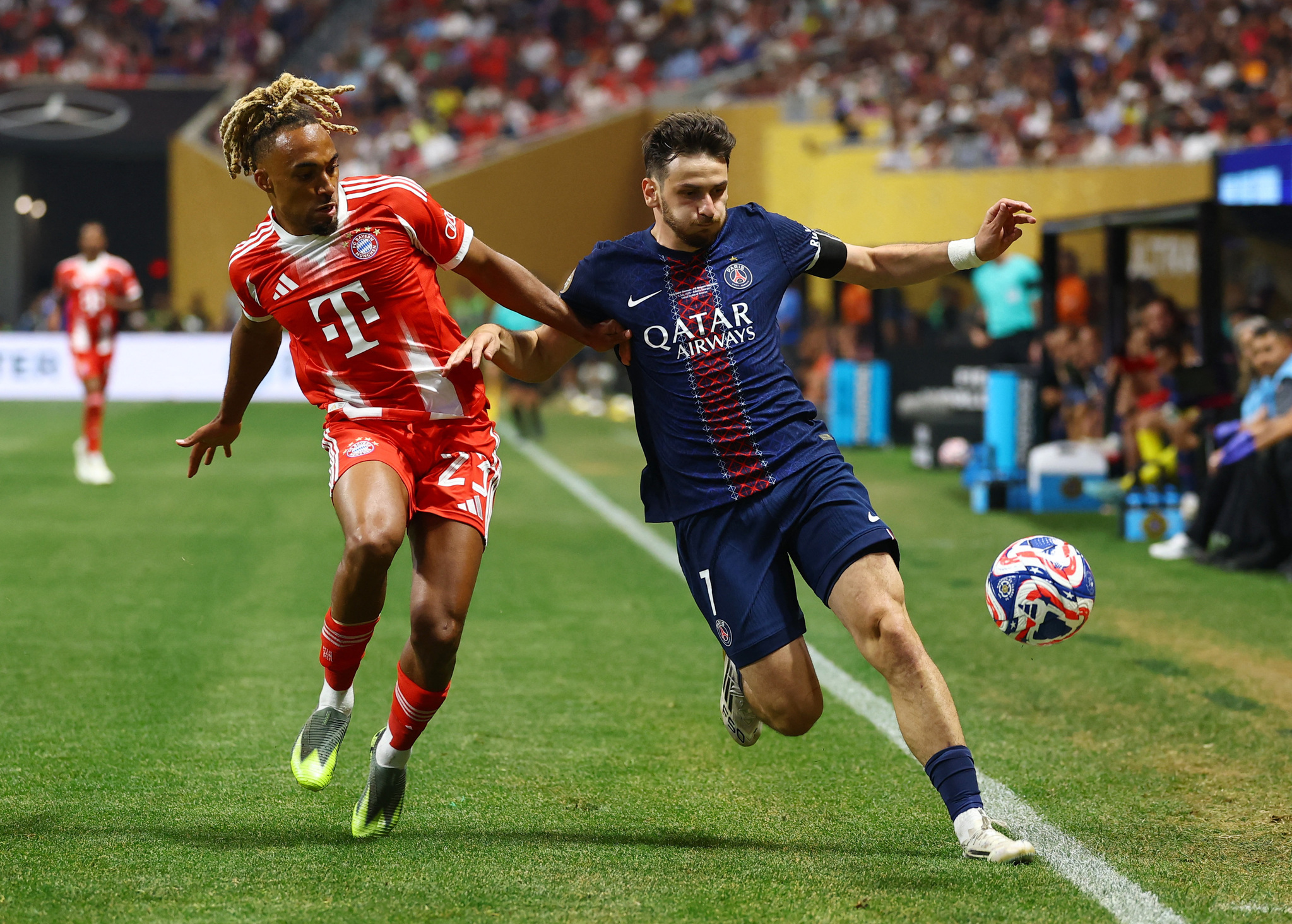 TRANSFER HABERİ: Galatasaray’a Sacha Boey gelişmesi! Bayern Münih...
