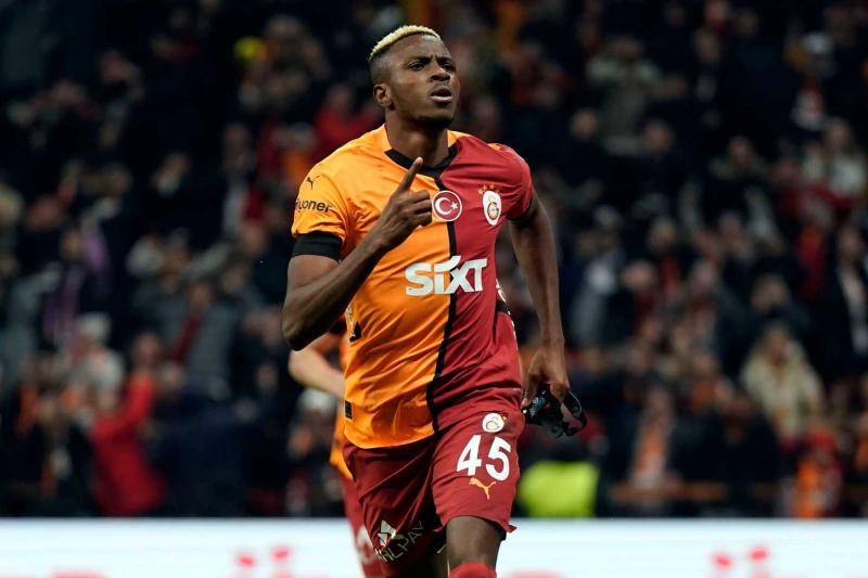 Galatasaray’dan tarihi imza töreni! Sane ve Osimhen’in yanında bir yıldız daha