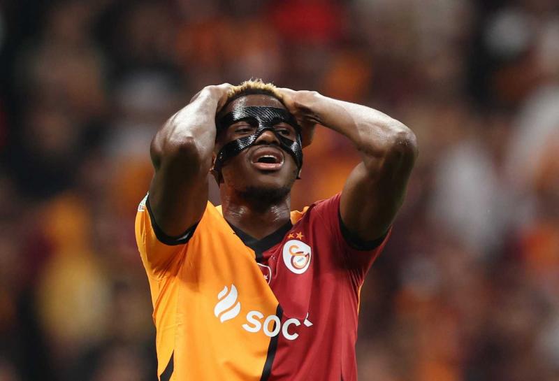 Galatasaray’dan tarihi imza töreni! Sane ve Osimhen’in yanında bir yıldız daha