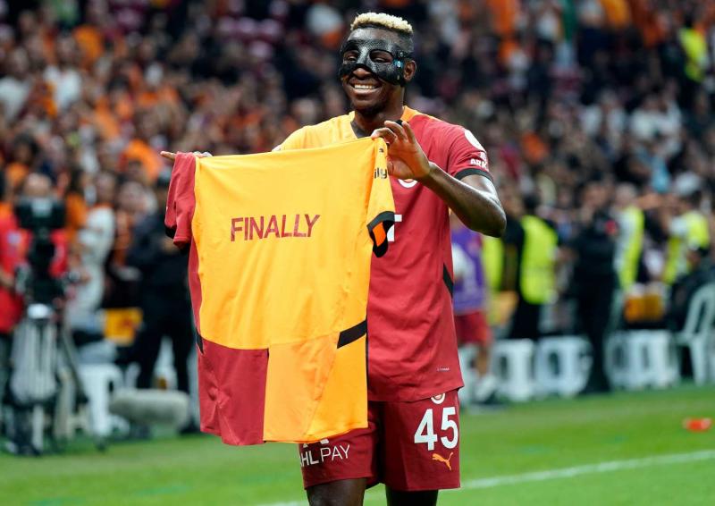 Galatasaray’dan tarihi imza töreni! Sane ve Osimhen’in yanında bir yıldız daha