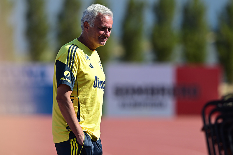FENERBAHÇE HABERİ - Mourinho’dan dikkat çeken paylaşım!