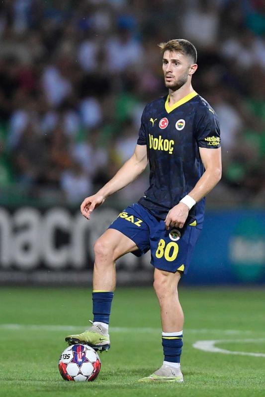 Fenerbahçe’ye İsmail Yüksek’ten iyi haber!