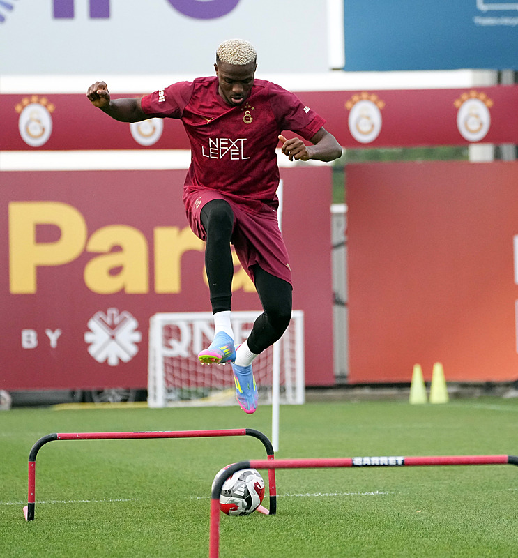GALATASARAY HABERİ: Okan Buruk’tan flaş forvet kararı! Icardi ve Osimhen Gaziantep’te oynayacak mı?