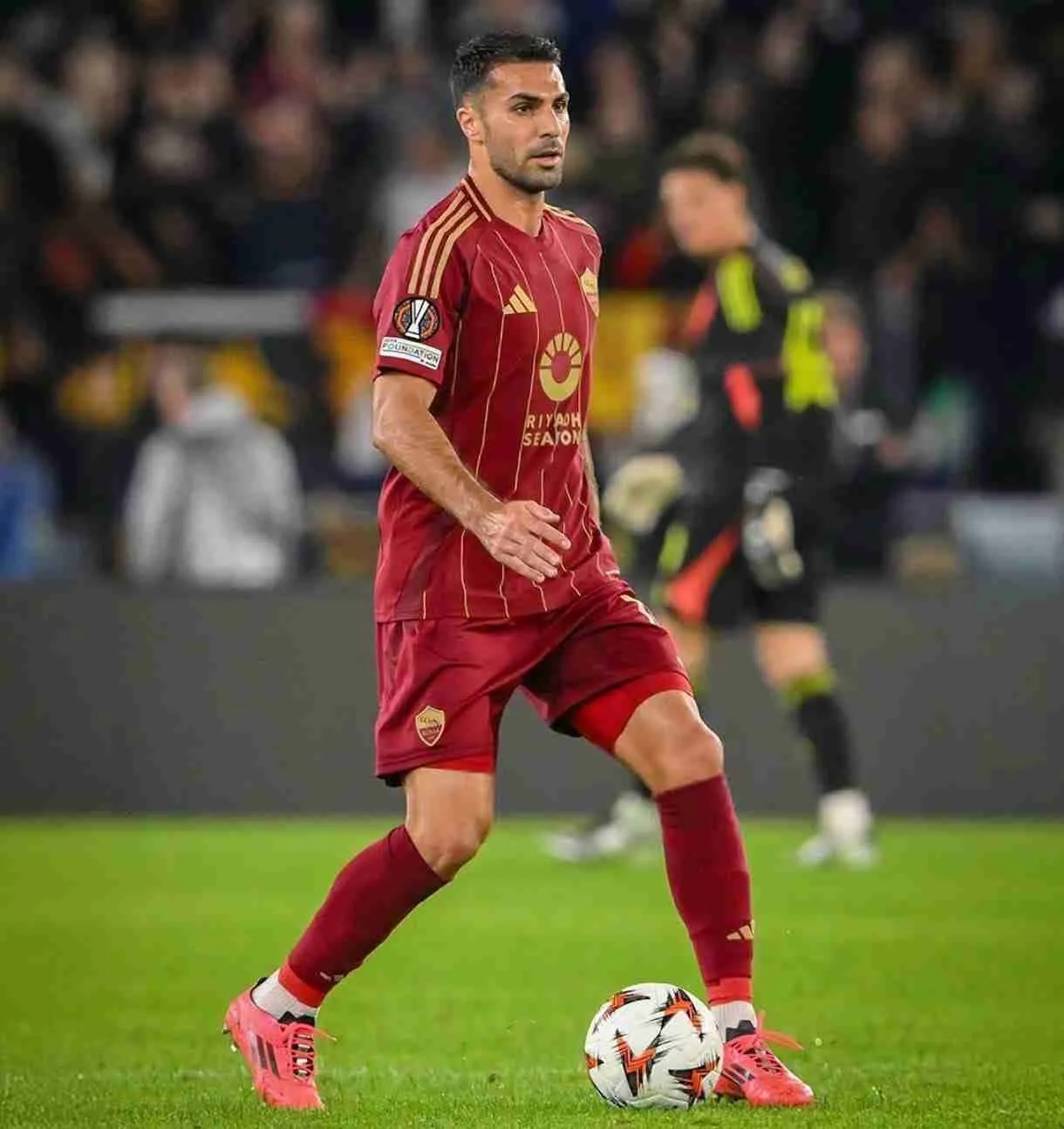 TRANSFER HABERİ: Galatasaray’dan sağ bek harekatı! Hedefte milli yıldız var
