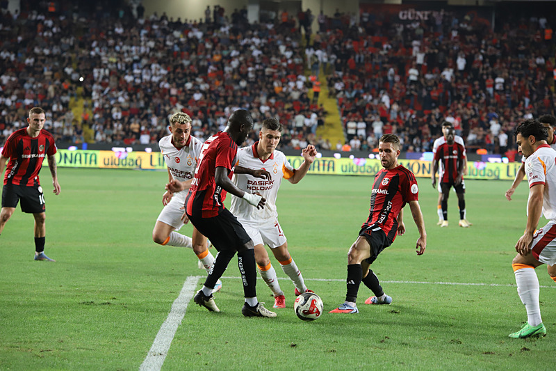 Spor yazarları Gaziantep FK - Galatasaray maçını yorumladı!
