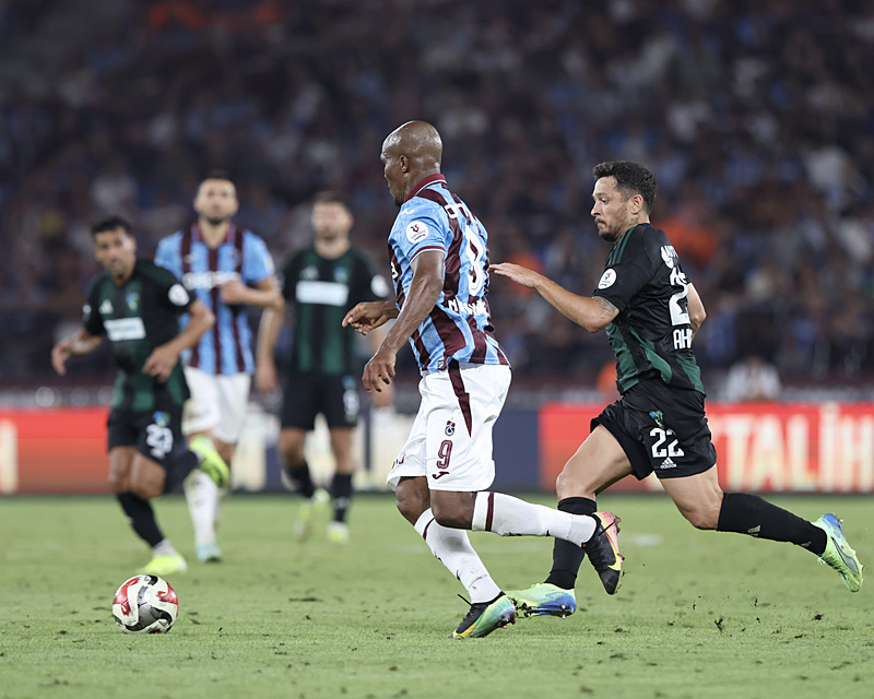 Spor yazarları Trabzonspor’un galibiyetini değerlendirdi! Böyle güzel bir atmosfer...