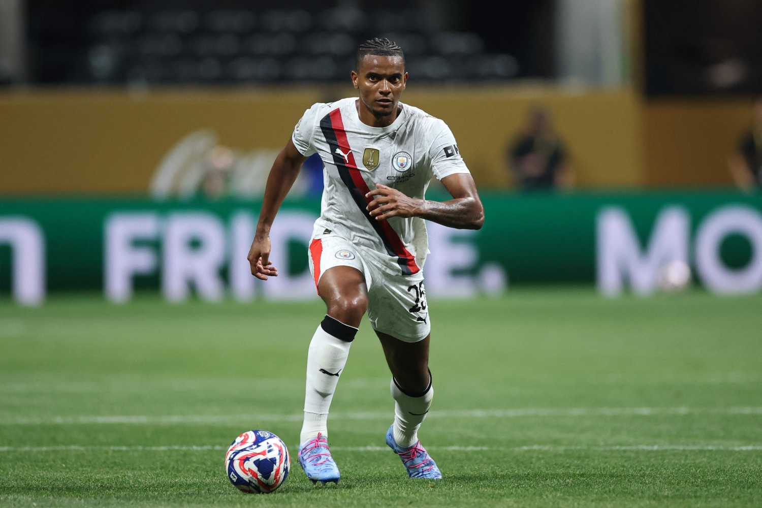 TRANSFER HABERİ | Galatasaray’ın Akanji’nin peşine düştü