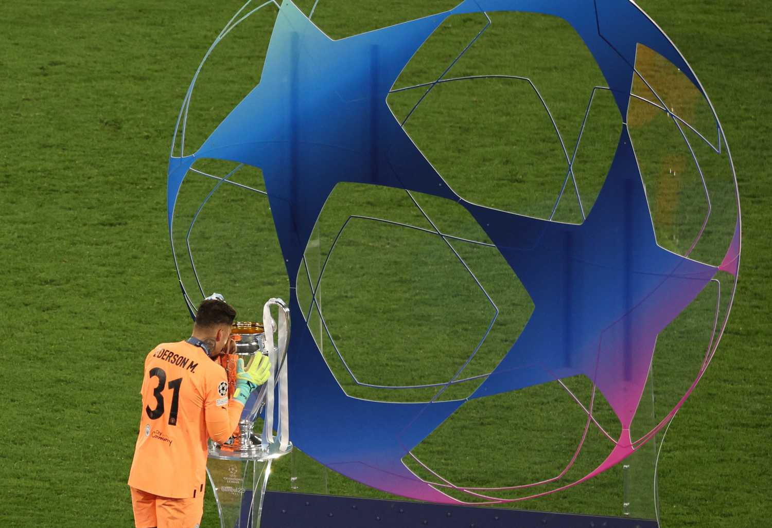 TRANSFER HABERİ | Galatasaray Ederson’a kavuşuyor! İşte transferdeki o detay
