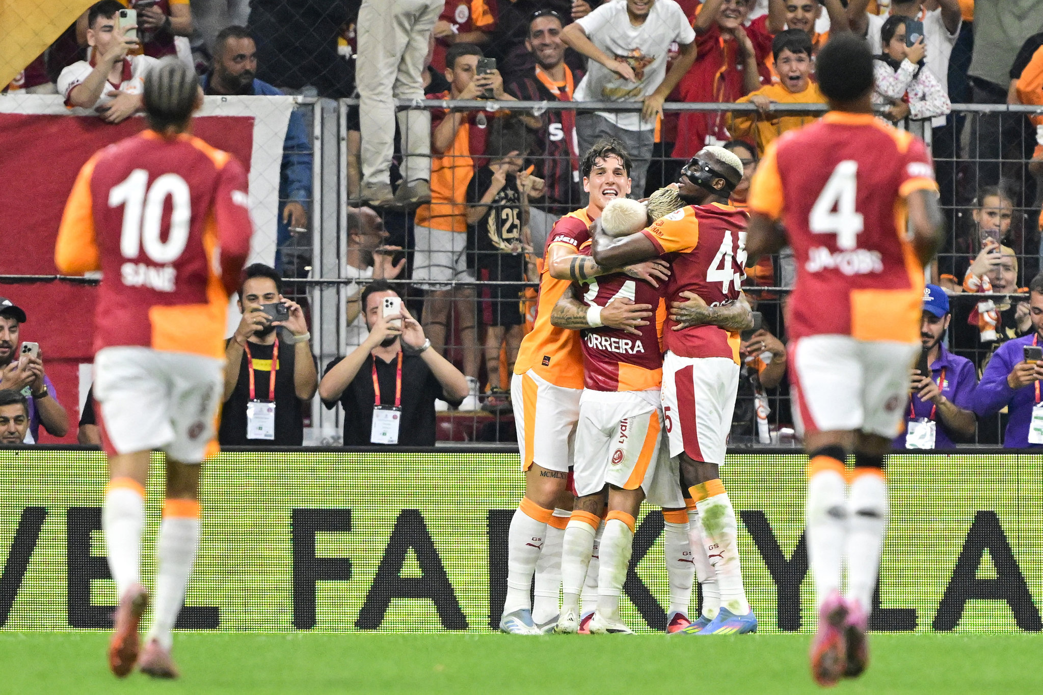 Galatasaray’dan orta sahaya fırsat transferi!