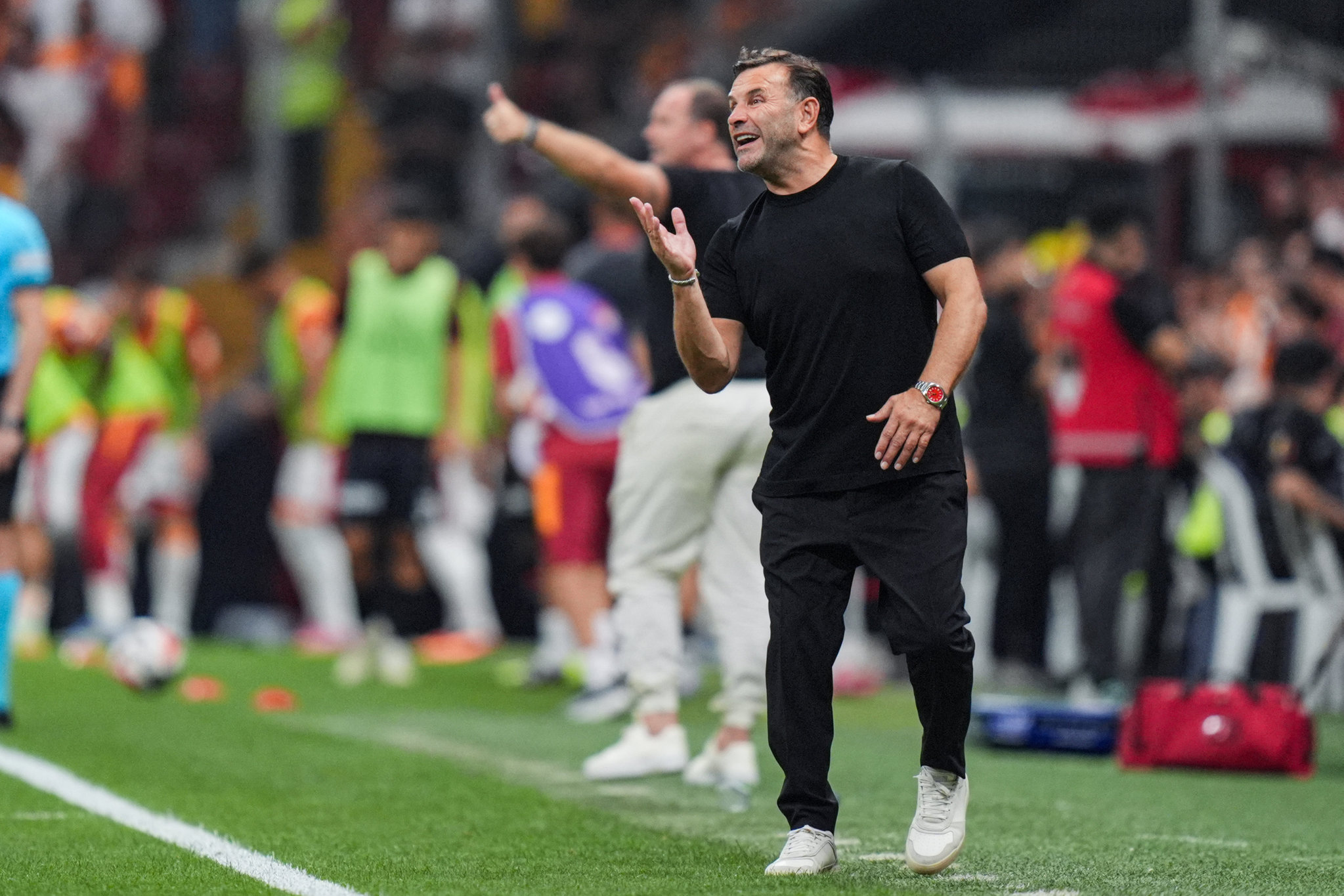 Galatasaray’dan orta sahaya fırsat transferi!