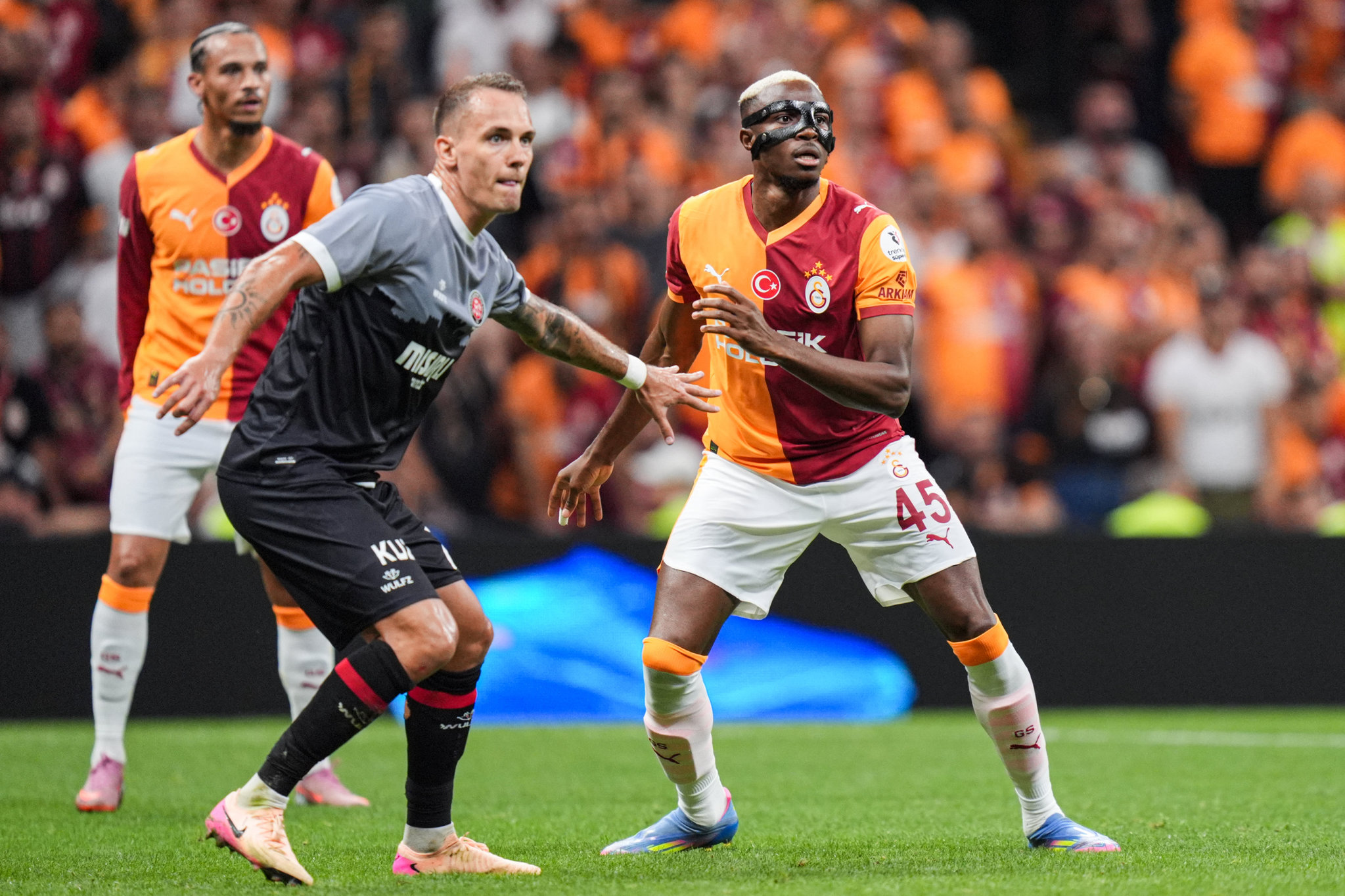 Galatasaray’dan orta sahaya fırsat transferi!