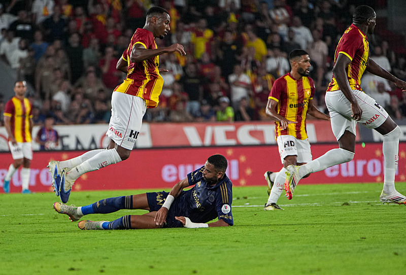Spor yazarları Göztepe-Fenerbahçe maçını değerlendirdi!