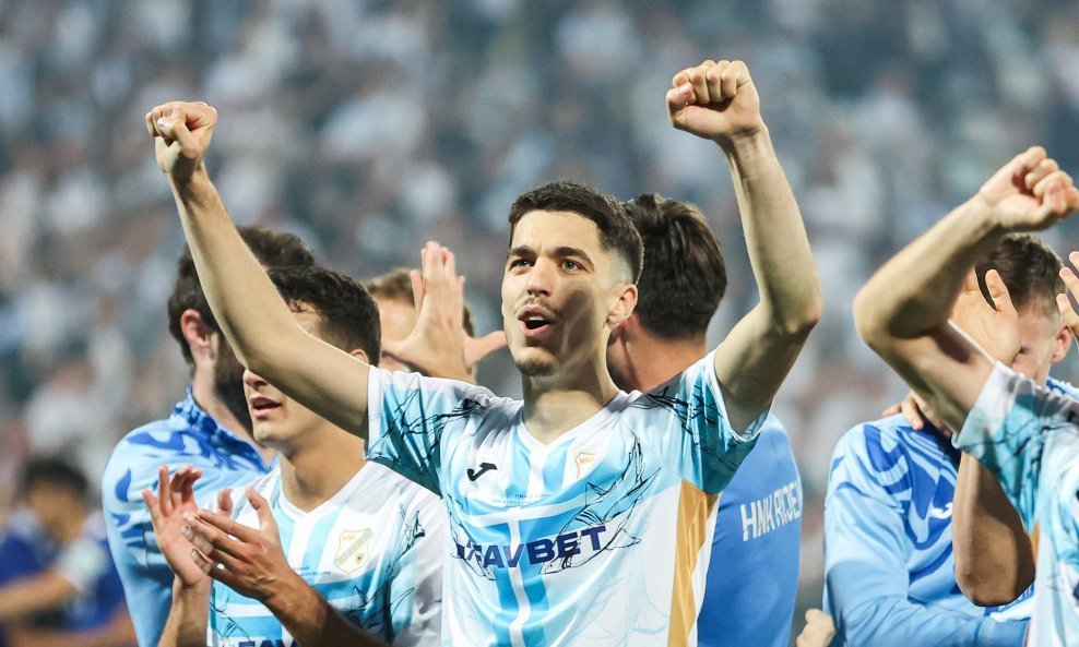 Fenerbahçe’de Jankovic transferi tamam!